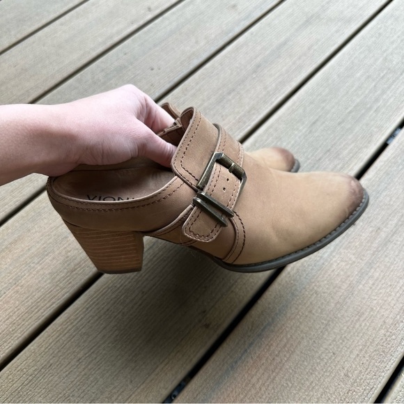 Vionic Cheyenne Heeled Mules Side Buckle Taupe Brown Leather Size 7 Women’s - Picture 8 of 10